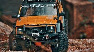 Axial SCX10 II Jeep Cherokee Rock Climbing_#