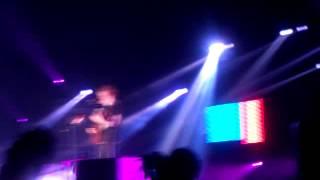 Ed Sheeran performing @ HMH 20/11/'12 - Lego House