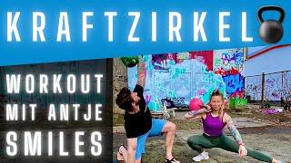  Effizienter Kraftzirkel mit Antje Smiles  Kettlebell Ganzkörpertraining in 15 Minuten