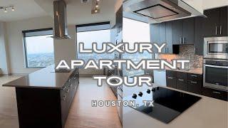 LUXURY HIGH-RISE APARTMENT TOUR IN HOUSTON’S MONTROSE AREA 