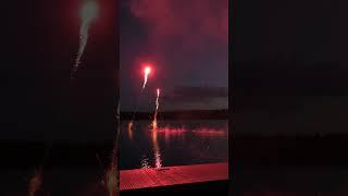 Water?? Ive never seen anything like this! Credit:Andythepyro #fireworks #pyro #new #inventions