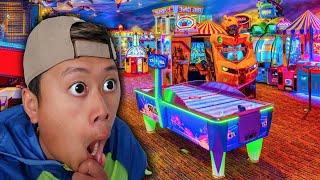 Exploring The Biggest Arcade in Canada! (WHAT'S INSIDE WILL BLOW YOUR MIND)