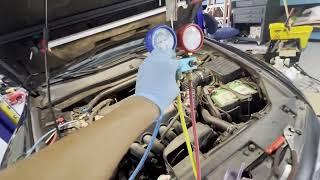 How to Properly Recharge your AC System Refrigerant in your vehicle / Freon refill / 08 Honda Accord