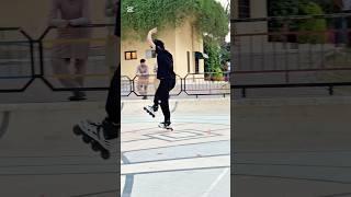 skating on 1 wheel#hamzaskater #ayazskatingclub #shortvideo #skating #viralvideo