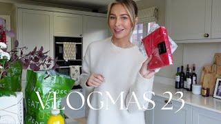 HOUSE UPDATES - BEDROOM REVEAL, CHRISTMAS GAMES & THE BEST CHEESEBOARD - Vlogmas day 23