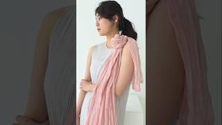 바닐라커스타드 여신 스카프 연출법 #룩북 #바닐라커스타드 #ootd #데일리템 #lookbook #여신룩 #플리츠 #모던페미닌룩