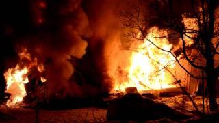 HOUSE FIRE AND COLLAPSE NELSON BC - TMTV