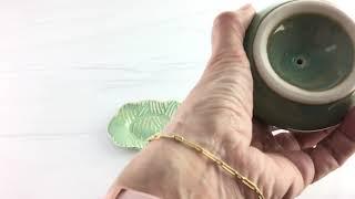 How to Fill and Use a Stopper-less Salt Shaker From Fine Ceramics