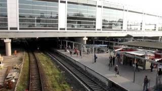 Neue Bahnhofshalle S-Bahnhof Ostkreuz in Berlin-Friedrichshain