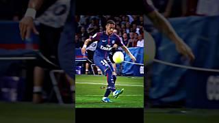 Brilliant skills from Neymar 