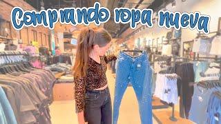 Fuimos a comprar ropa nueva al centro 