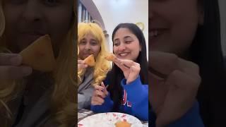 My American bestie tried Samosa #minivlog #ytshorts #shorts