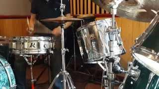 Brass snare drums sound test