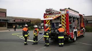 Unfall im Chemieunterricht – Gefahrguteinsatz an Gesamtschule in Kelsterbach