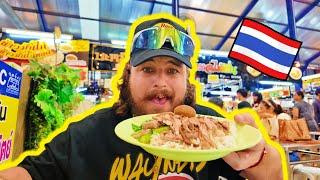 Mad Feeds & Massive Markets Only An Hour From Bangkok | Bang Saen, Thailand | Travelling w Mum Day 4