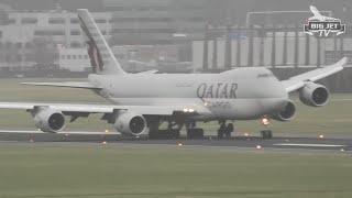 EASY! Qatar Airways 747-8F A7-BGB Crosswind Landing