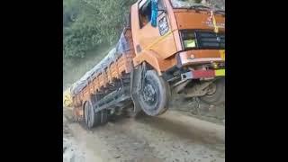 Overloading Truck  #short #shorts #youtubeshorts #truck