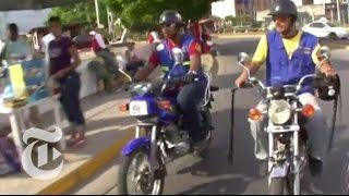 World: In Caracas, A Motorizado's Life | The New York Times