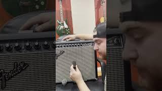 A tip for recording a guitar amp with a microphone #guitarhelp #recordinghelp #microphones