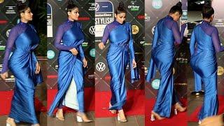 Uff Soo Silky Yaar  Shamita Shetty Flaunts Her Huge Figur In Blue BODYCON Outfit At Award