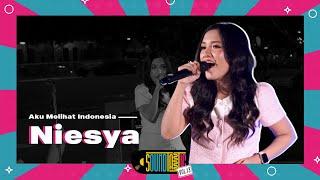 Niesya - Aku Melihat Indonesia [Live at SOUNDTASTIC]