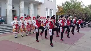 Фолклорен танцов състав „ЧАВДАР” / Folk dance troupe "CHAVDAR"