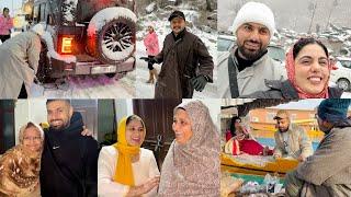 THAR ROXX GOT STUCK IN HEAVIEST SNOWFALL OF KASHMIR | SLEEPING ON ROADSIDE | INDER & KIRAT