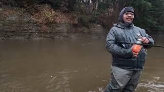 December High N Dirty Water Creek Fishing For Steelhead In Erie, PA!! Spawn Sacs!!