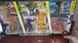 lanard Corps Walmart Exclusive  Alien Collection Alien Super Set