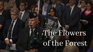 Bagpiper plays the Lament, "The Flowers of the Forest", HM Queen Elizabeth II, 9th September 2022