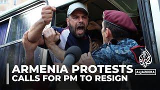 Armenia protests: Calls for PM Nikol Pashinyan to resign