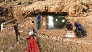 Part 11: Putting a wooden door for a nomad shelter by the family