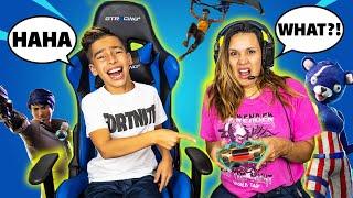 TEACHING My MOM How to Play FORTNITE! (BAD IDEA) | Royalty Gaming