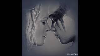 Clarke and Lexa (snow)