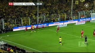 Mario Gotze - Back-heel through the opponent's legs (nutmeg!)