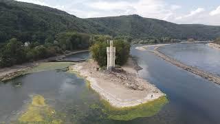 Mäuseturm bei Niedrigwasser