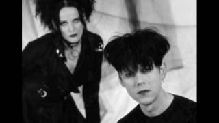 Clan Of Xymox - She's Dangerous