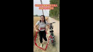 #搞笑 半路肚子疼，确定四下无人，结果万万没想到