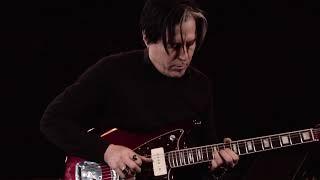 Troy Van Leeuwen loops with Ditto X2