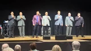 Gold City Quartet & ClearVision singing "Midnight Cry"