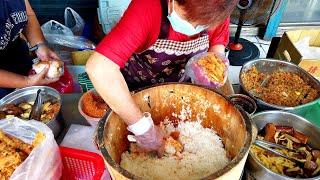 The Most Popular Food in Taichung！Giant Rice Ball/台中巨大飯糰-育英飯糰-Taiwanese Breakfast