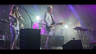 Tom Bailey ( Thompson Twins ) - Lay Your Hands On Me Live The Sands Rocks