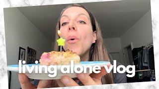 Living alone vlog #13 | celebrating 10 years of life abroad and reorganizing my studio for free