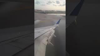 Boeing 737 wing strike