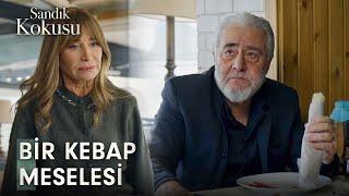 Hasan kebap yerken, Filiz'e yakalanıyor  | Sandık Kokusu 36. Bölüm