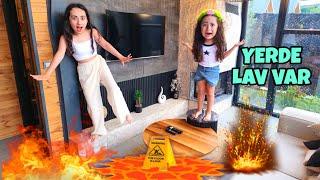 ESMA ve ASYA EVİN İÇİNDE YERDE LAV VAR CHALLENGE !! THE FLOOR İS LAVA CHALLENGE