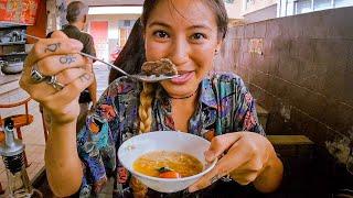 Trying The Best Filipino Food in Philippines 