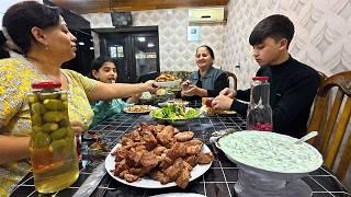 Samir's mother came to visit us! I cooked chicken and biscuit cake in the oven with mushrooms for 2