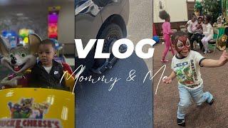 VLOG| Mommy and Me dates| Who knew boots were real??