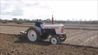 DAVID BROWN 990 PLOUGHING WITH DAVID BROWN CM4